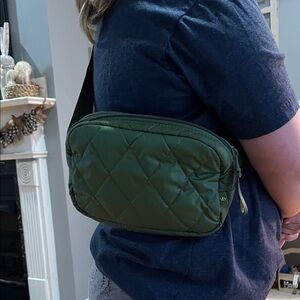 Vera Bradley Green Quilted Mini Bag